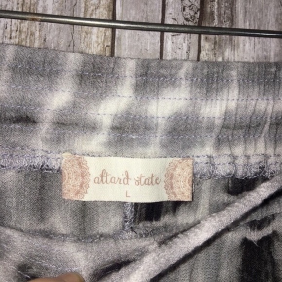 Altar’d State Black Dye Fringe Shorts - Picture 5 of 6